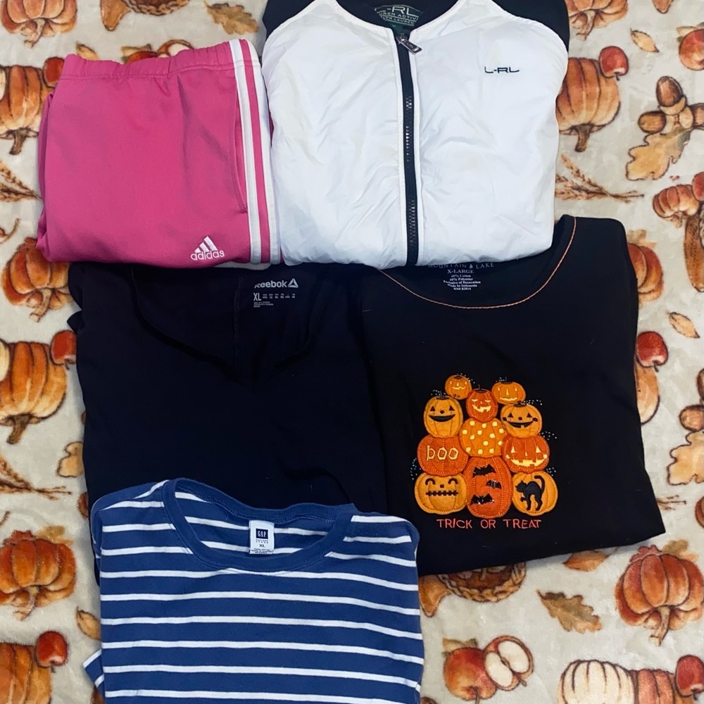 Women’s clothing lot size xl